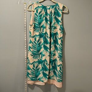 Resort where leaves dress